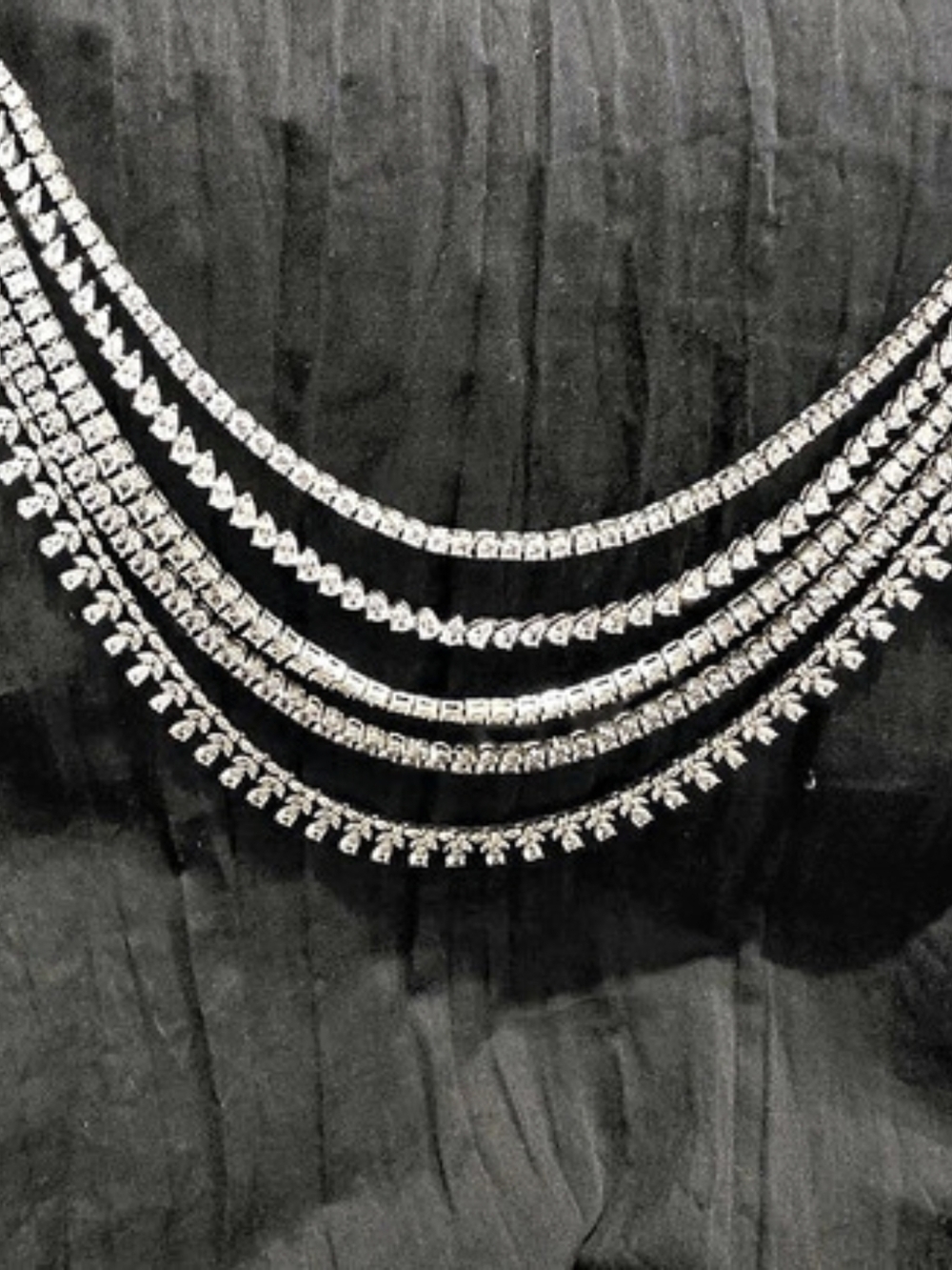 Rhinestone Necklace & Earrings Set in Silver Like New